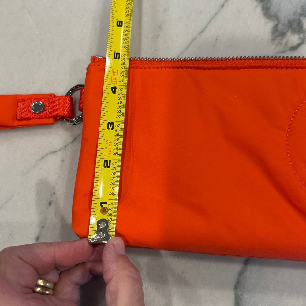 lululemon athletica Vibrant Orange puffy Wristlet - Picture 11 of 11